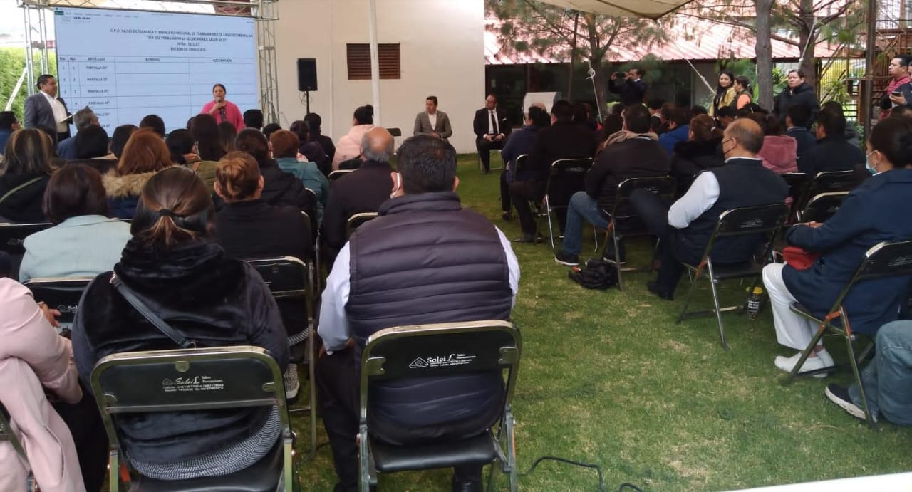 Realizan rifa por el Día del Trabajador de la Secretaría de Salud